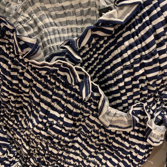 NWT ZARA crop blouse.  Sz Medium. This is gorgeous. Tags on - Picture 7 of 16